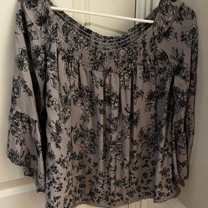 Abbeline Floral off the shoulder blouse. Like New. Size S